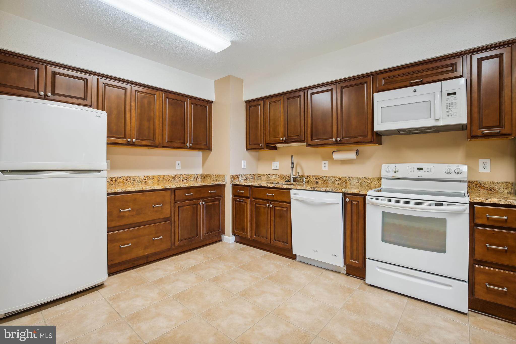 3709 S GEORGE MASON DRIVE 1705