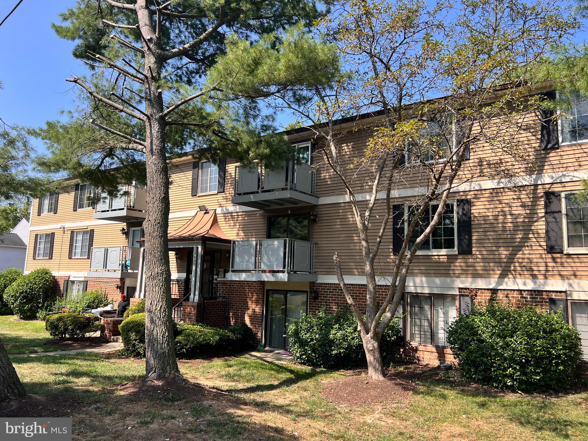4300 BUCKMAN ROAD H H