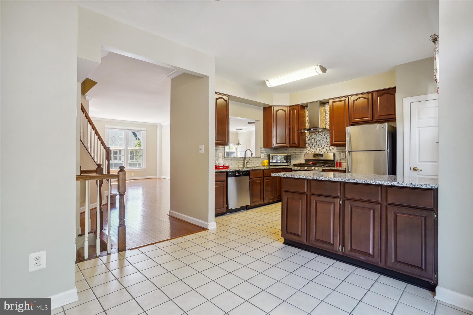 3618 RANSOM PLACE