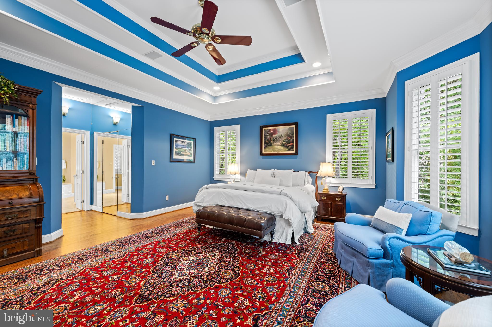 2089 HUNTERS CREST WAY