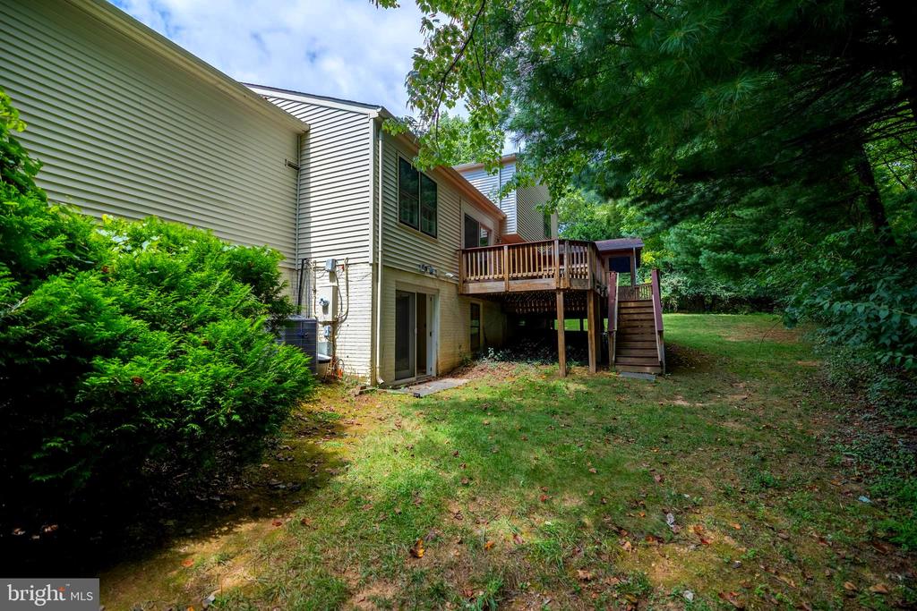 9752 HATMARK COURT