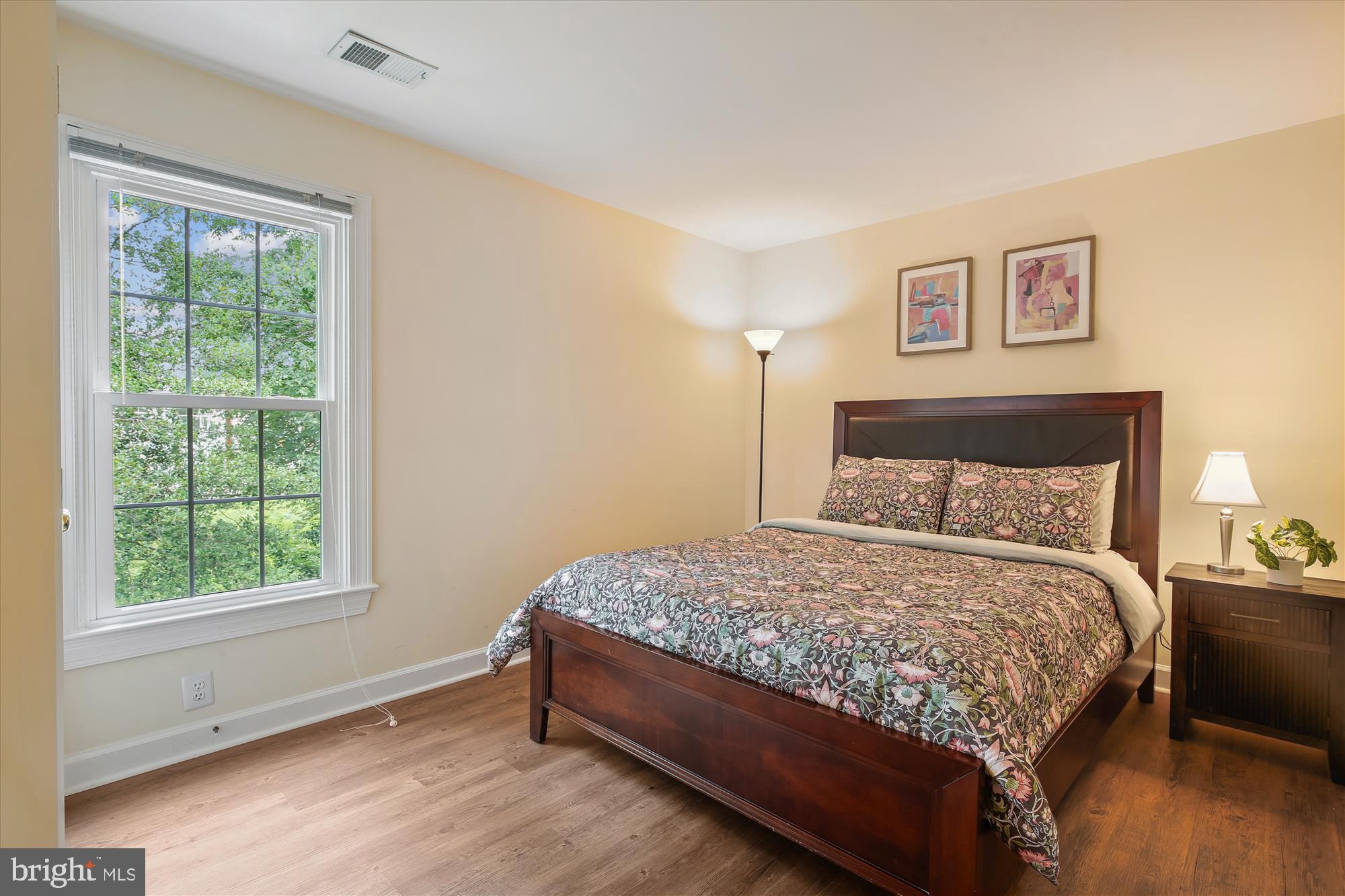2576 HOLLY MANOR DRIVE