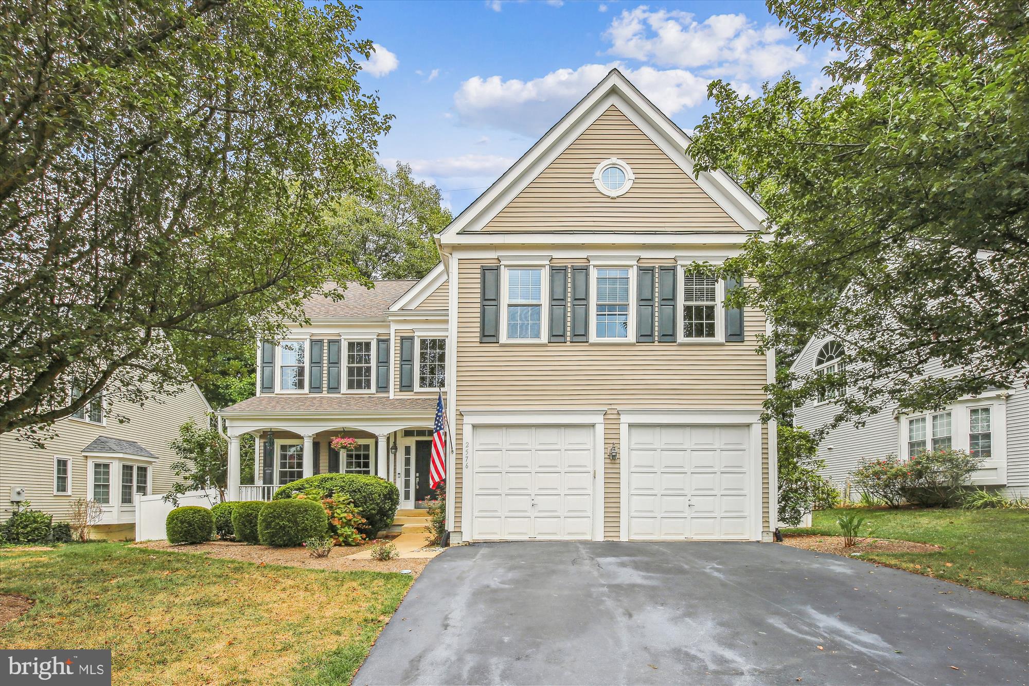 2576 HOLLY MANOR DRIVE