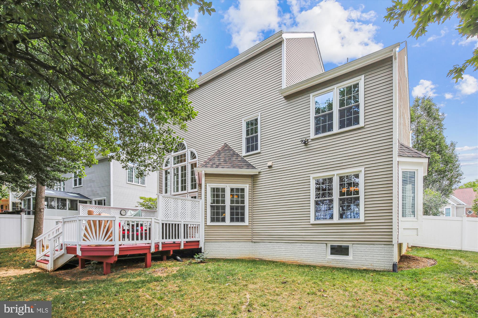 2576 HOLLY MANOR DRIVE