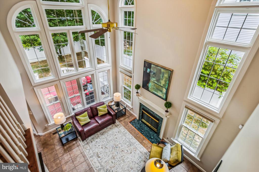 2576 HOLLY MANOR DRIVE