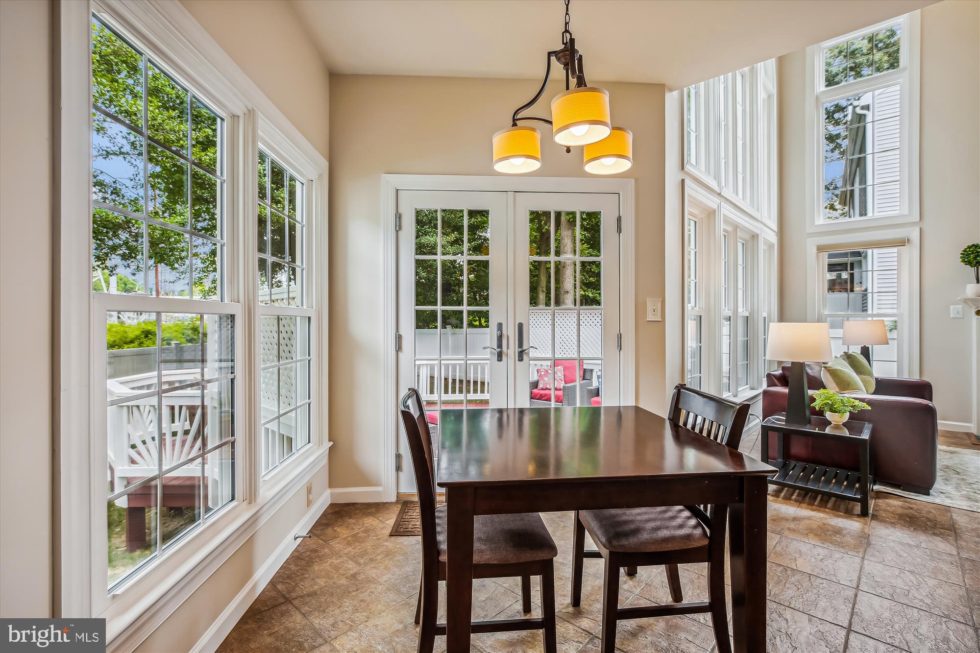 2576 HOLLY MANOR DRIVE