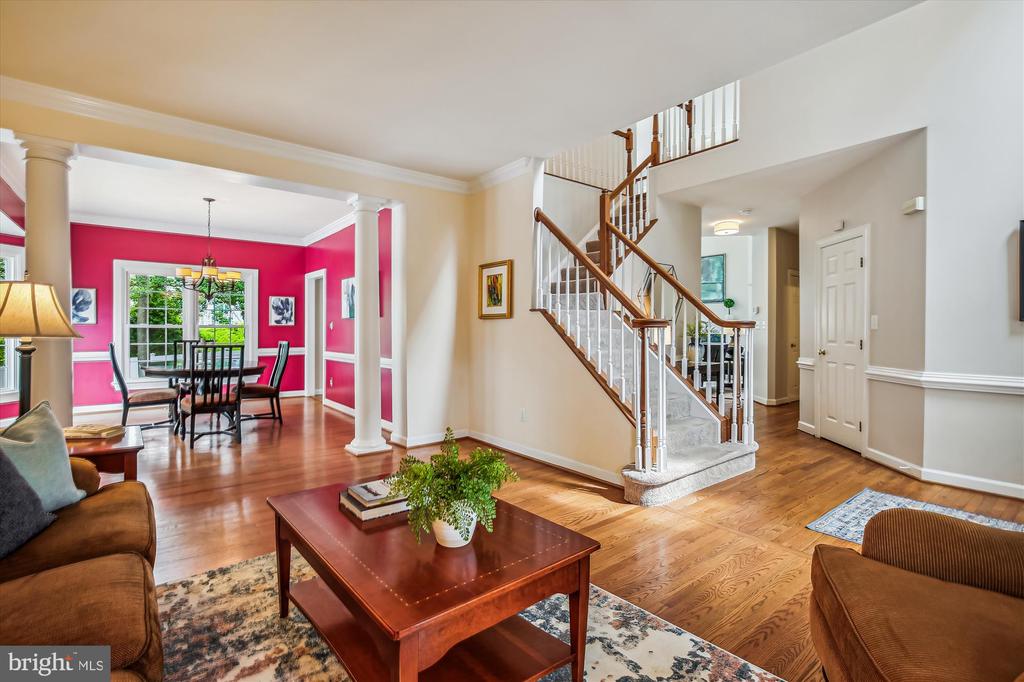 2576 HOLLY MANOR DRIVE