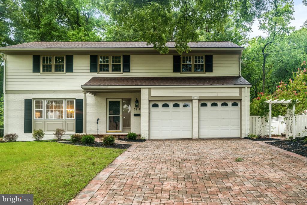 3117 WATERSIDE LANE