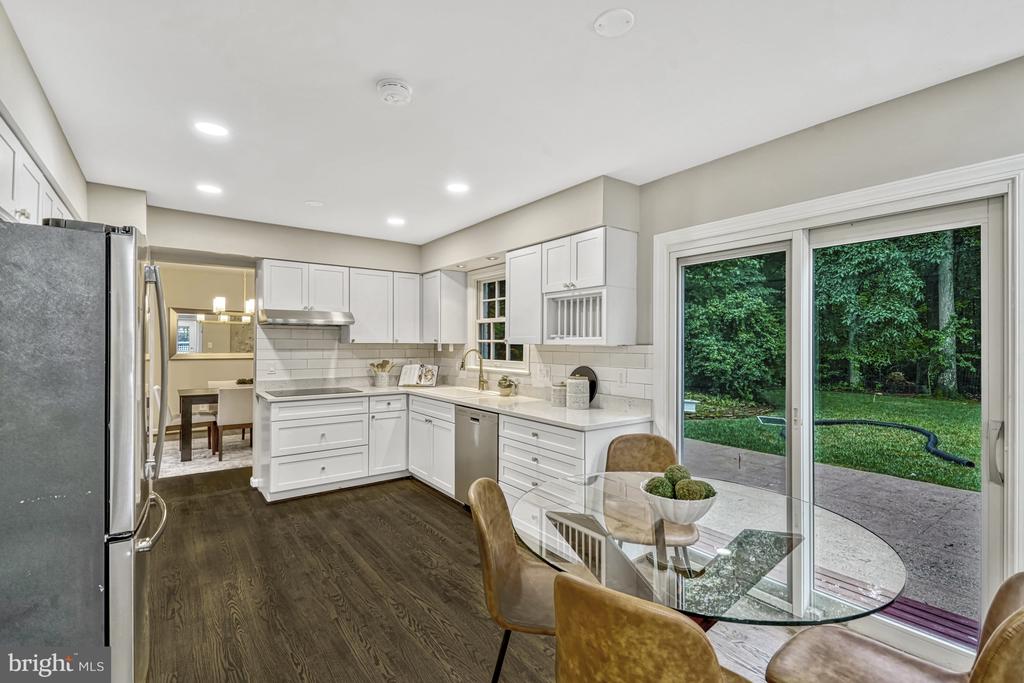 3117 WATERSIDE LANE