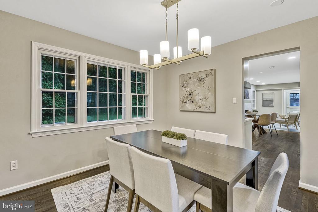 3117 WATERSIDE LANE