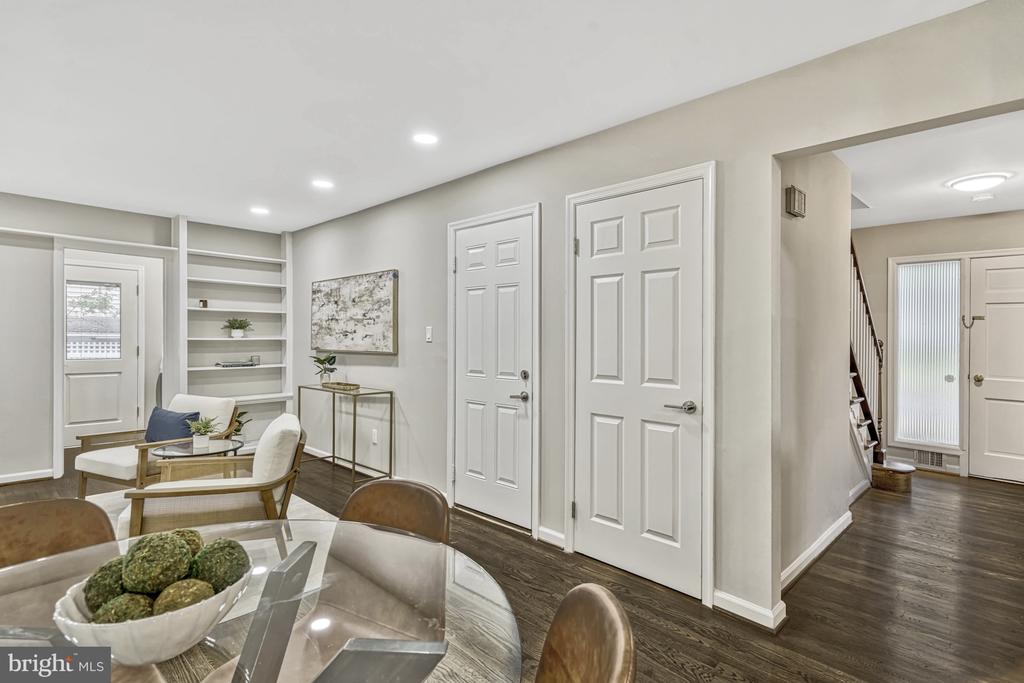 3117 WATERSIDE LANE