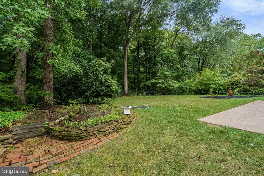 3117 WATERSIDE LANE