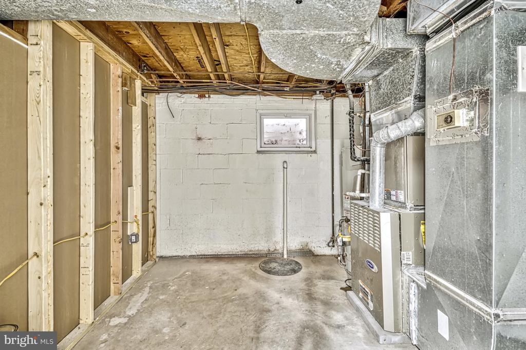3117 WATERSIDE LANE