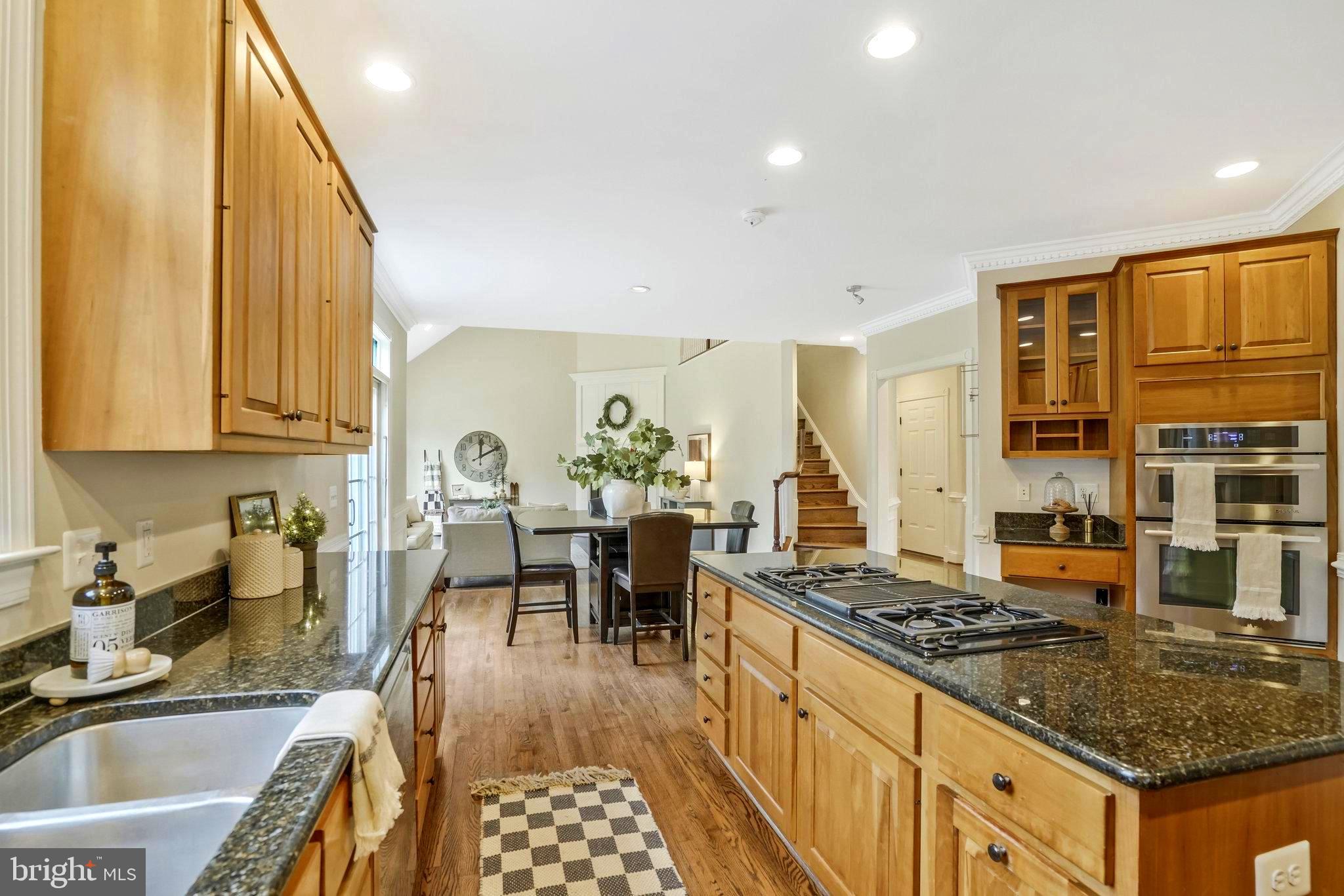 2504 SHERWOOD HALL LANE