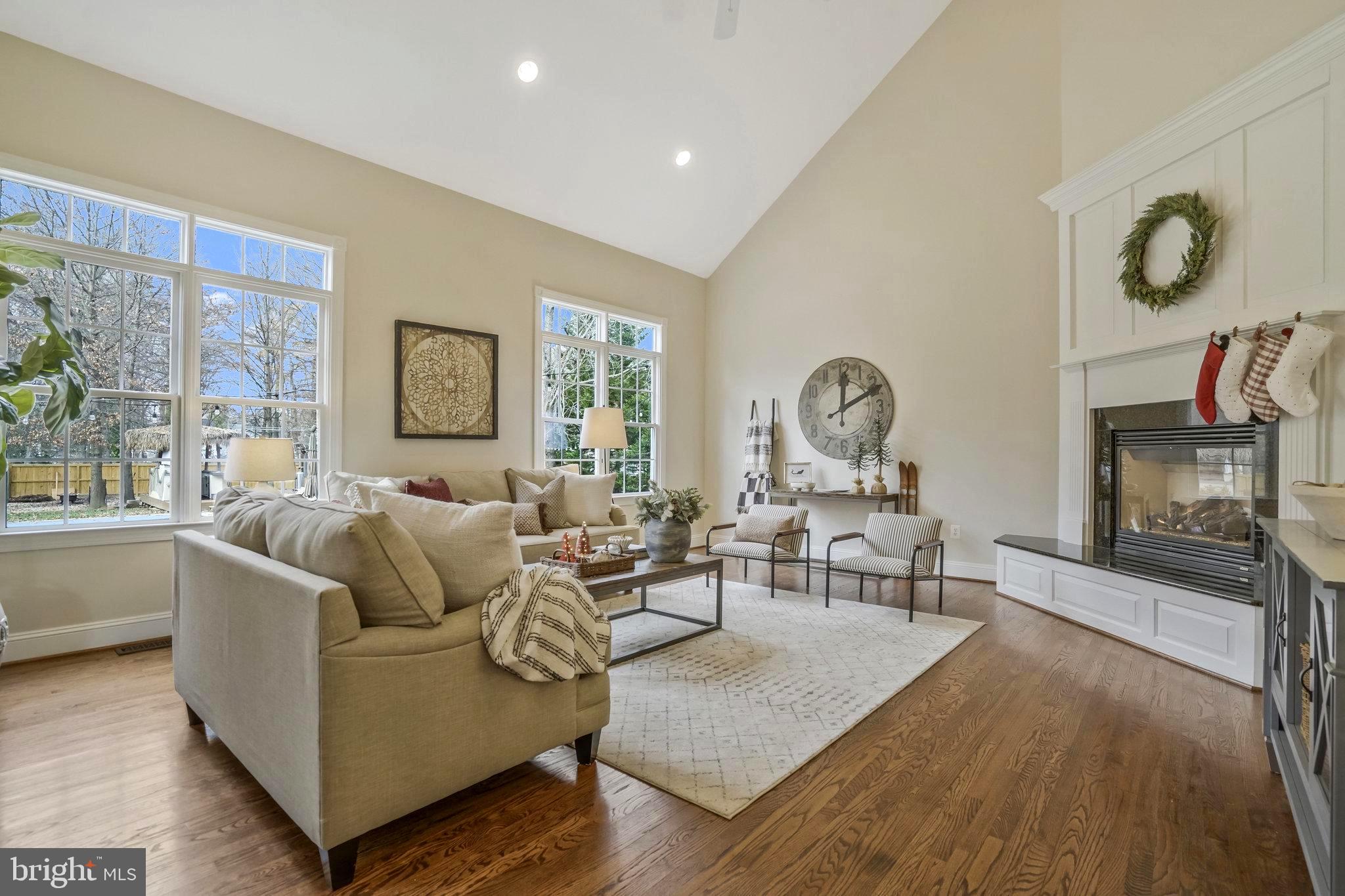 2504 SHERWOOD HALL LANE