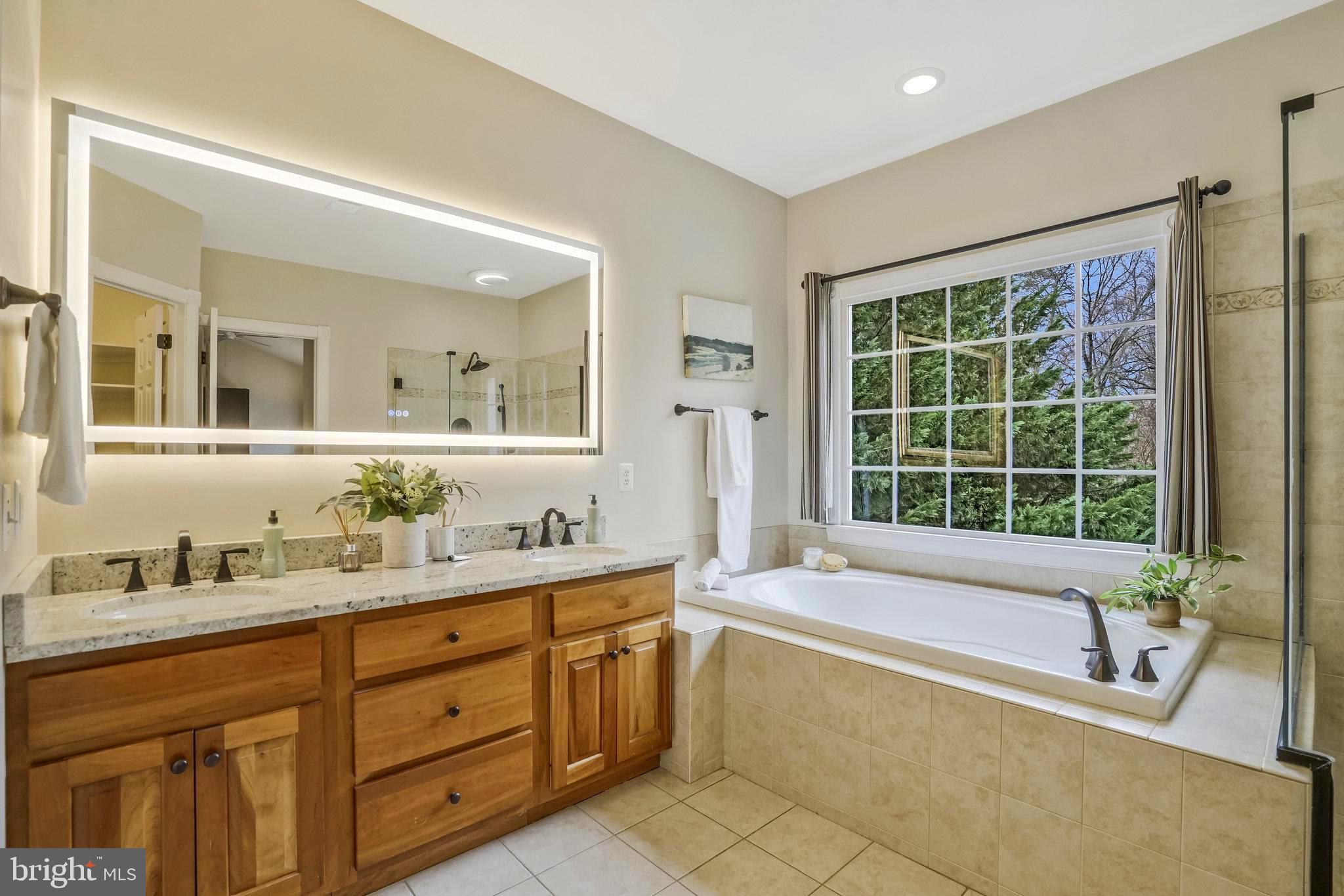 2504 SHERWOOD HALL LANE