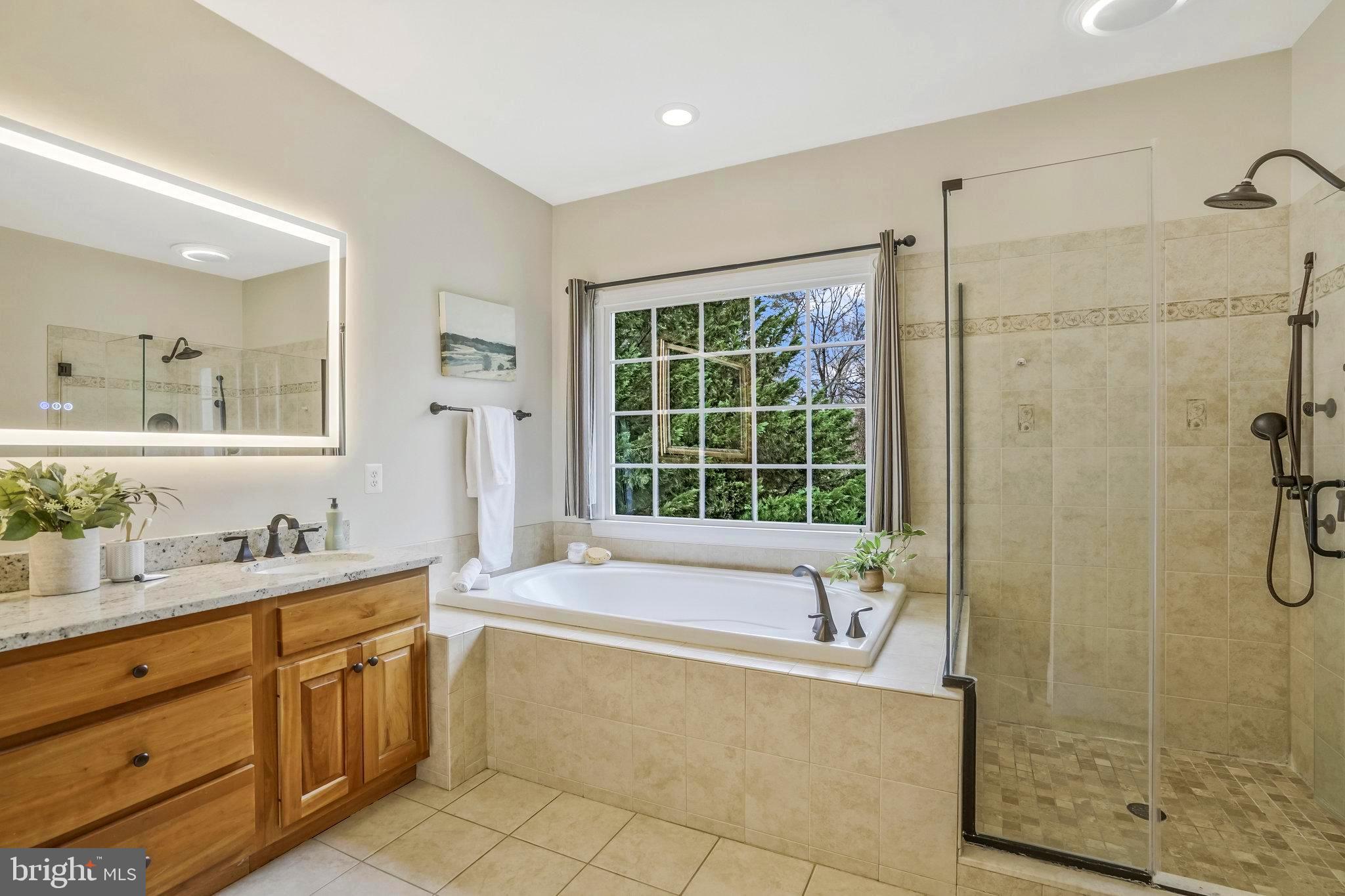 2504 SHERWOOD HALL LANE