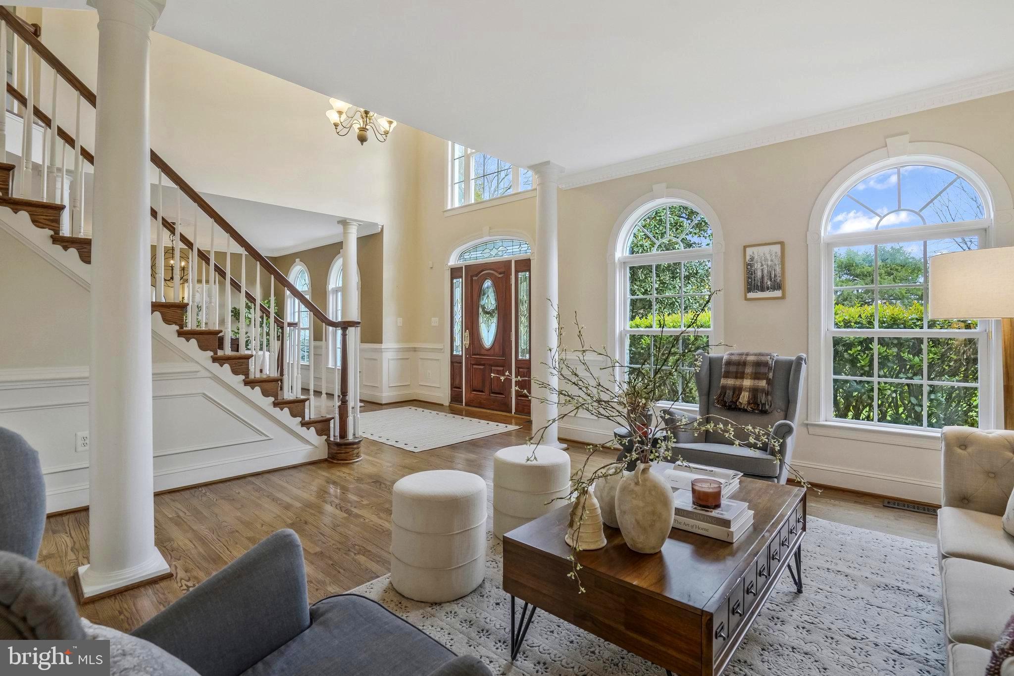 2504 SHERWOOD HALL LANE