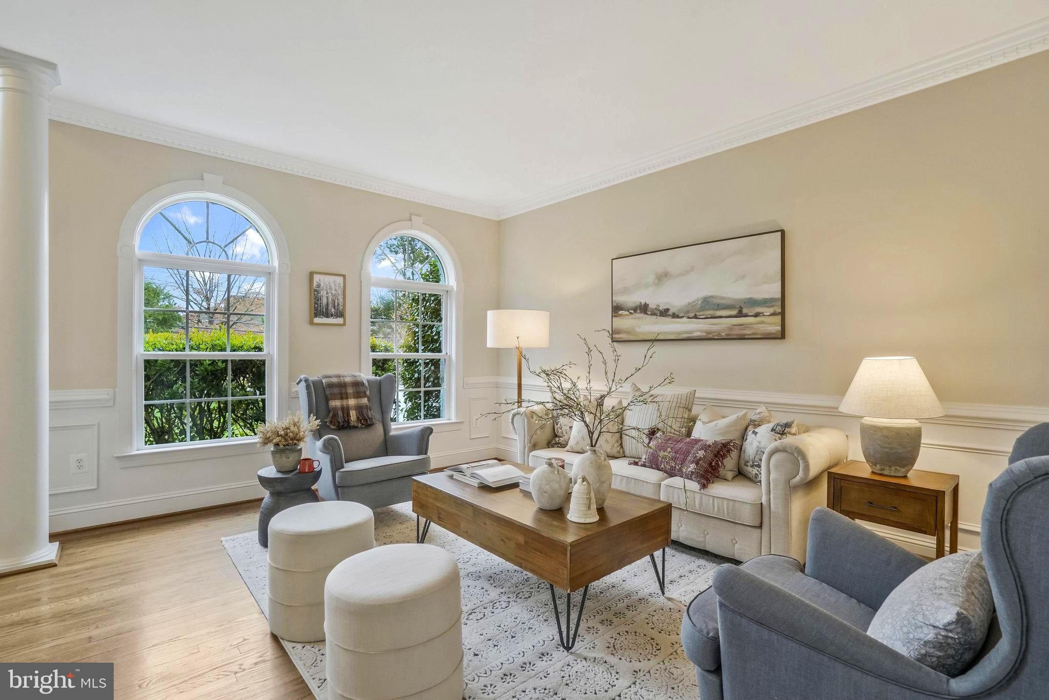 2504 SHERWOOD HALL LANE