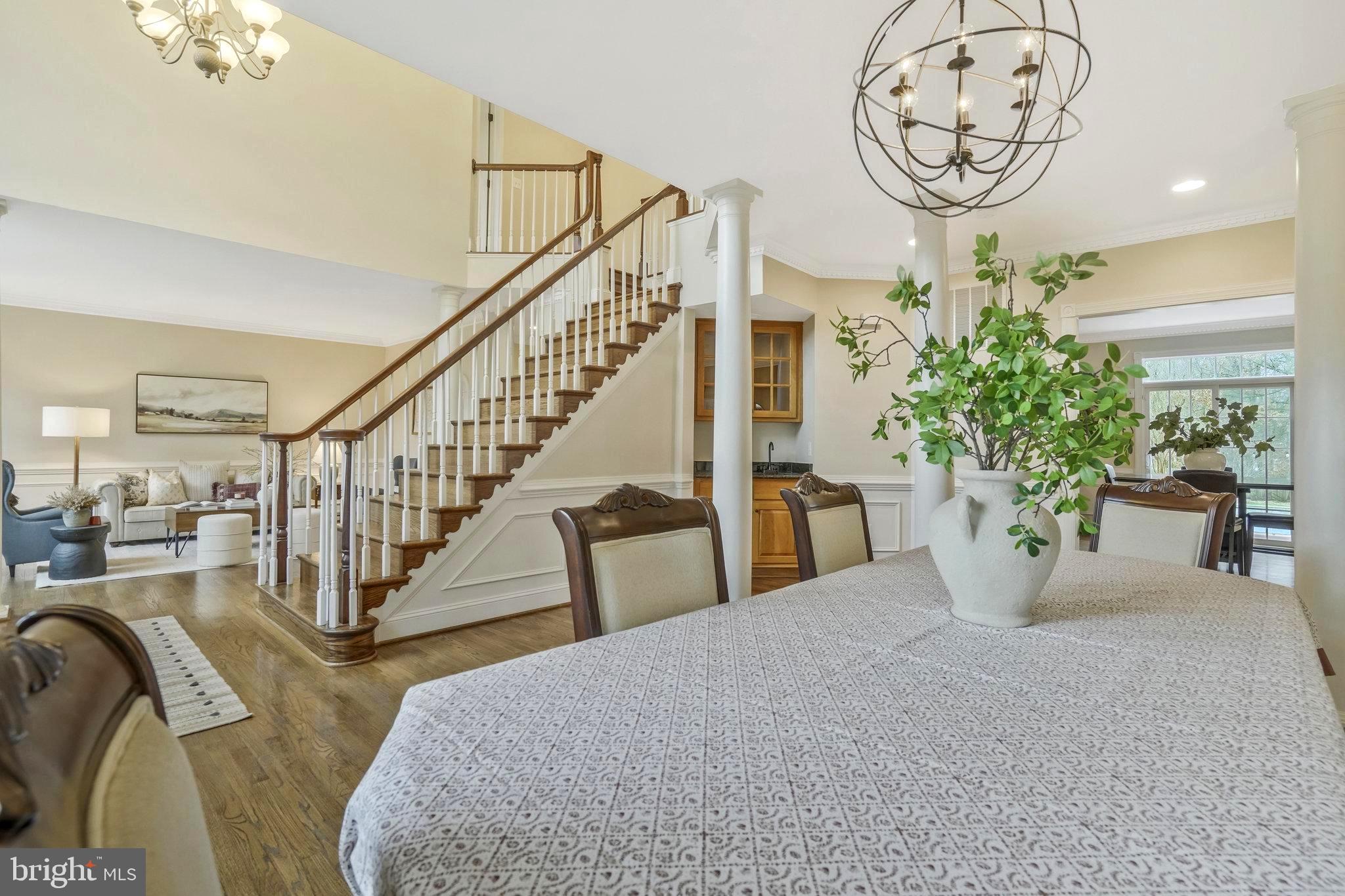 2504 SHERWOOD HALL LANE