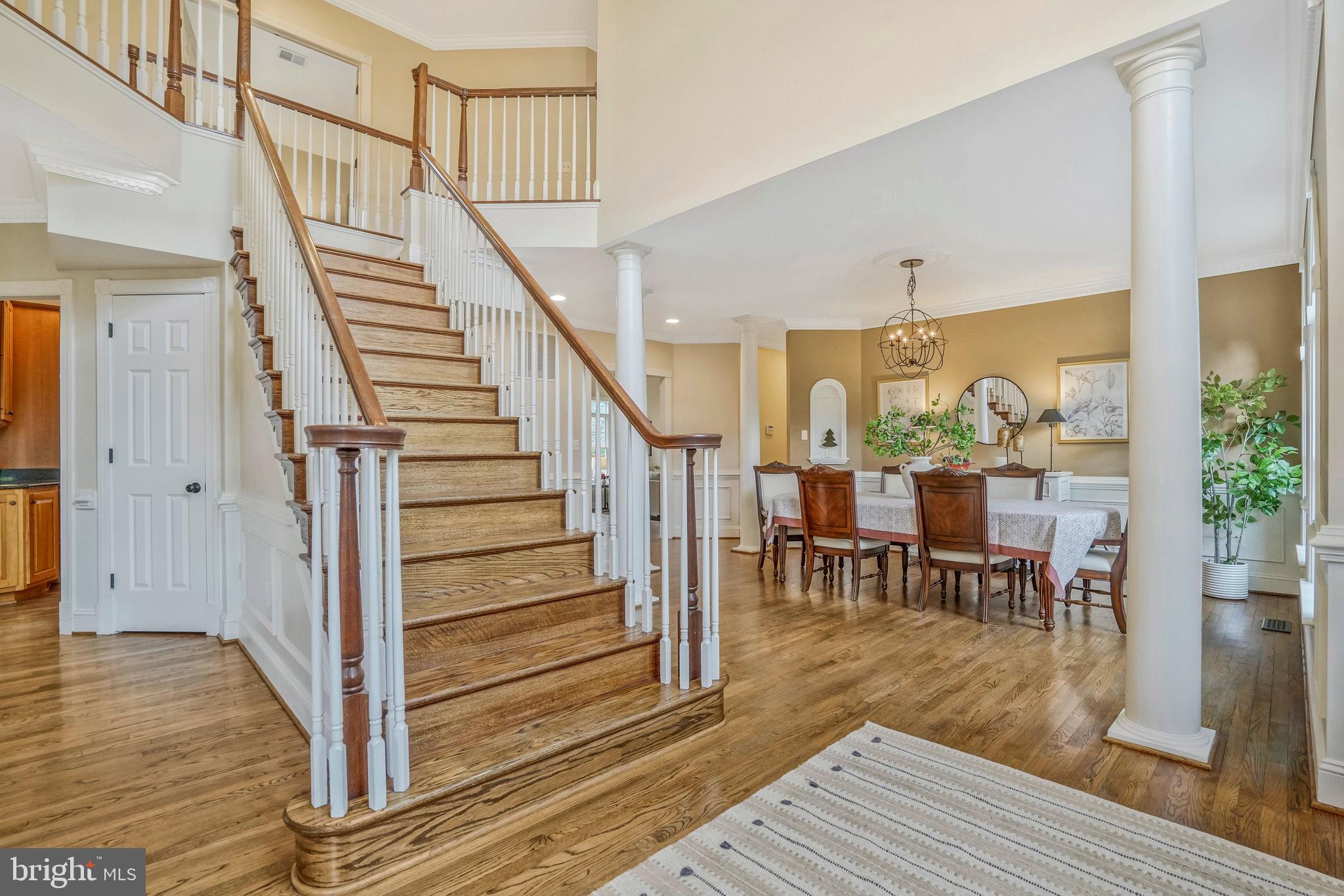 2504 SHERWOOD HALL LANE