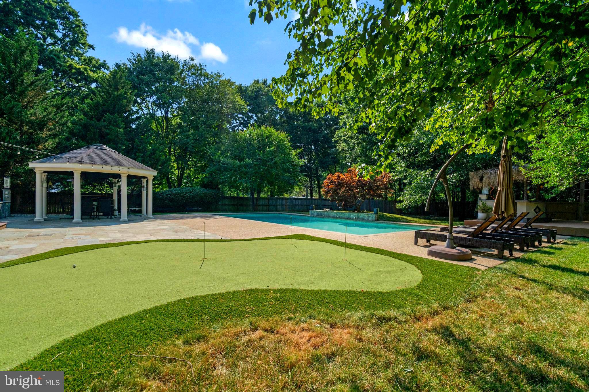 2504 SHERWOOD HALL LANE