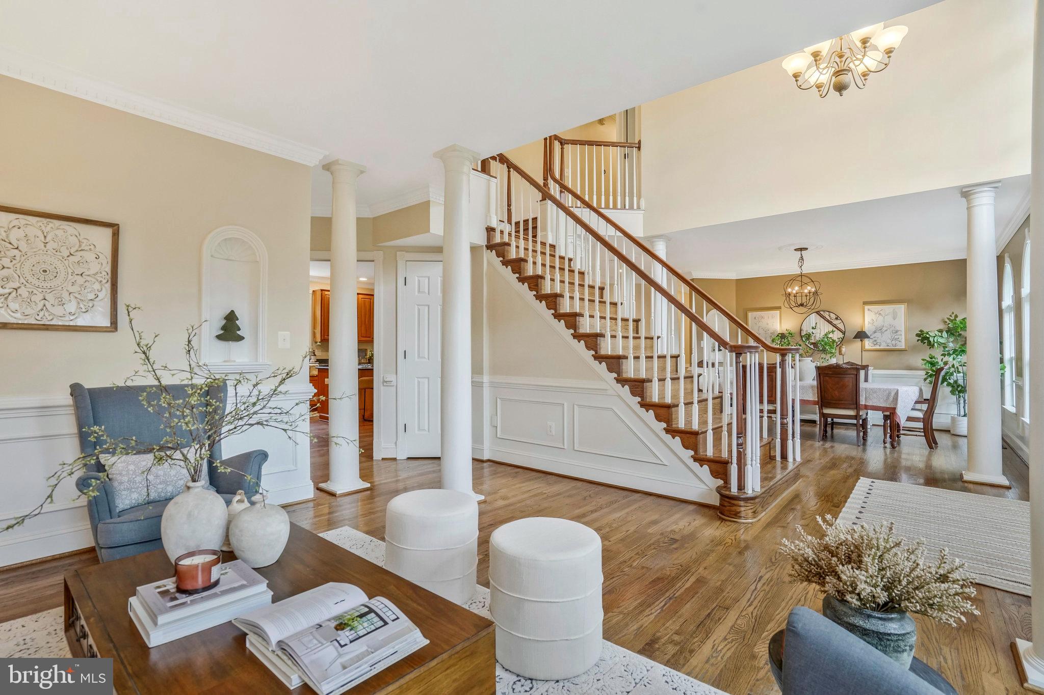 2504 SHERWOOD HALL LANE