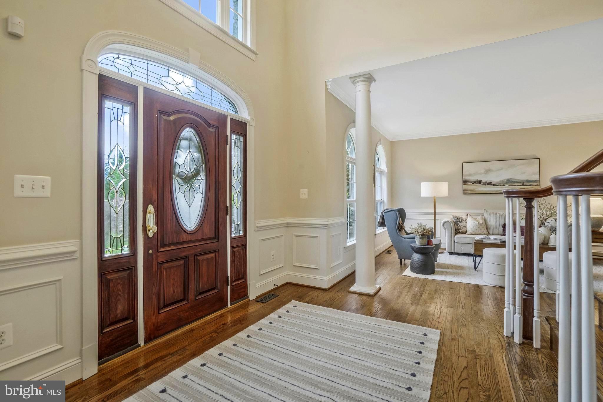 2504 SHERWOOD HALL LANE