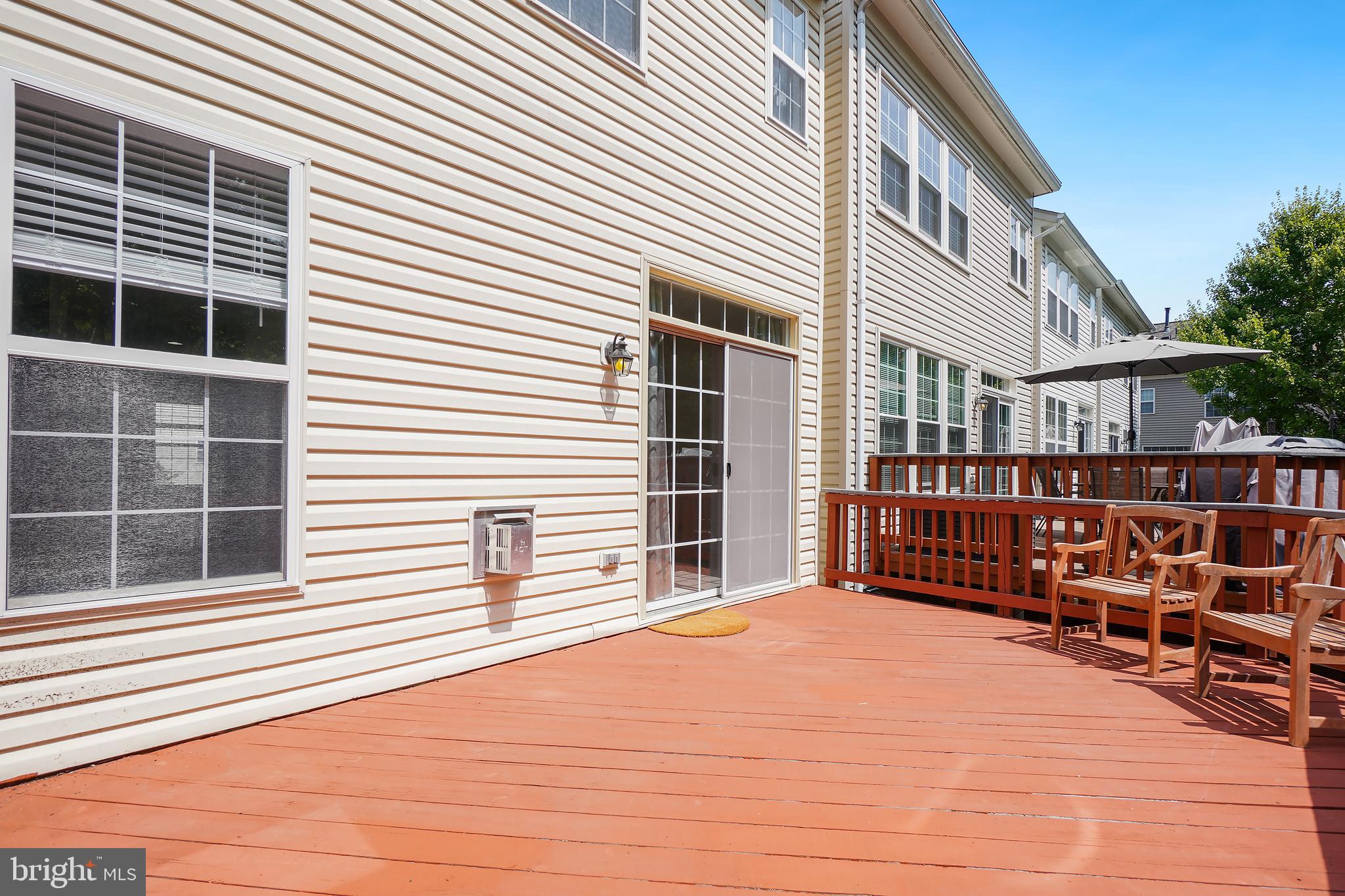 8576 WYNGATE MANOR COURT