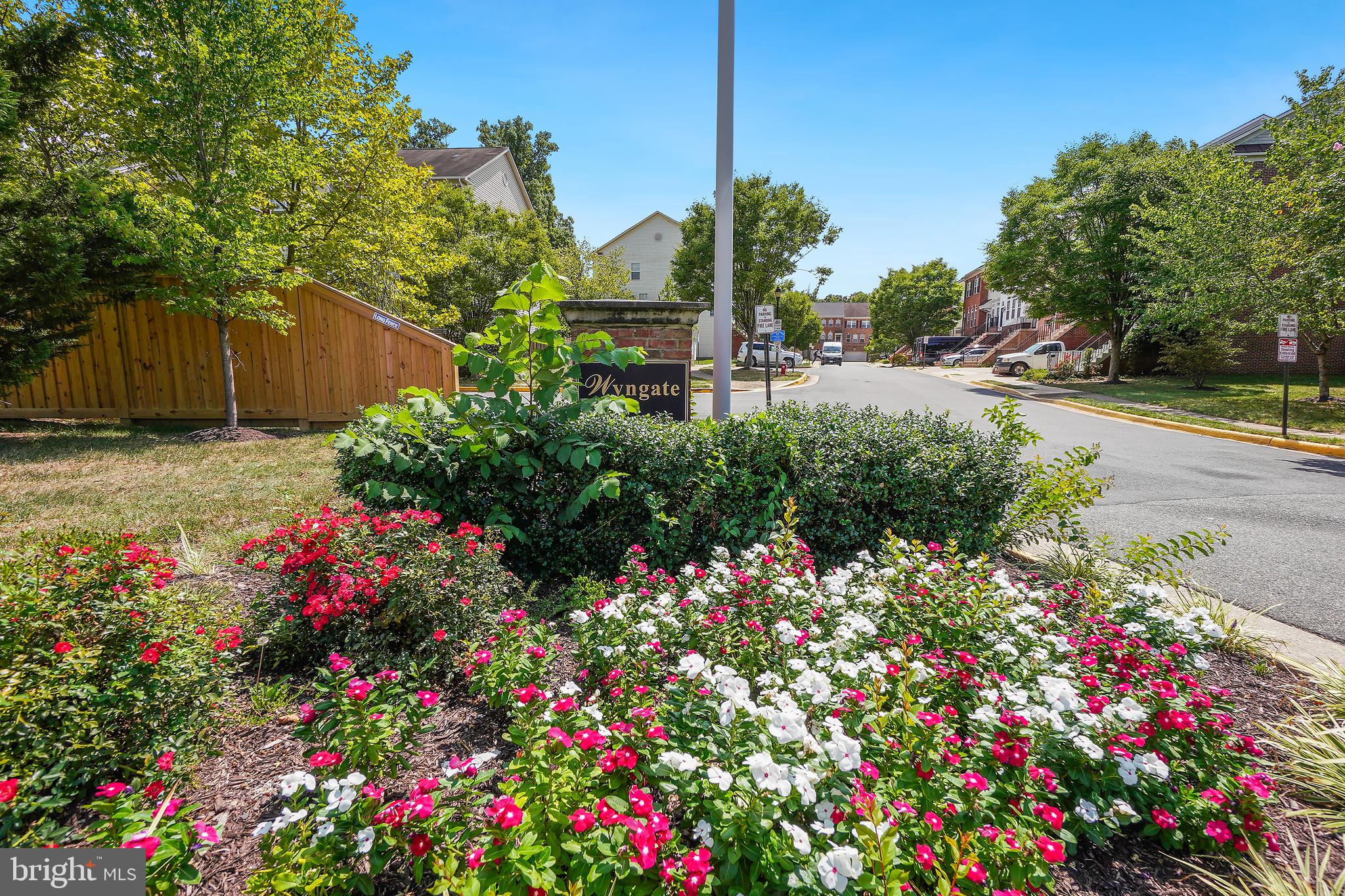 8576 WYNGATE MANOR COURT