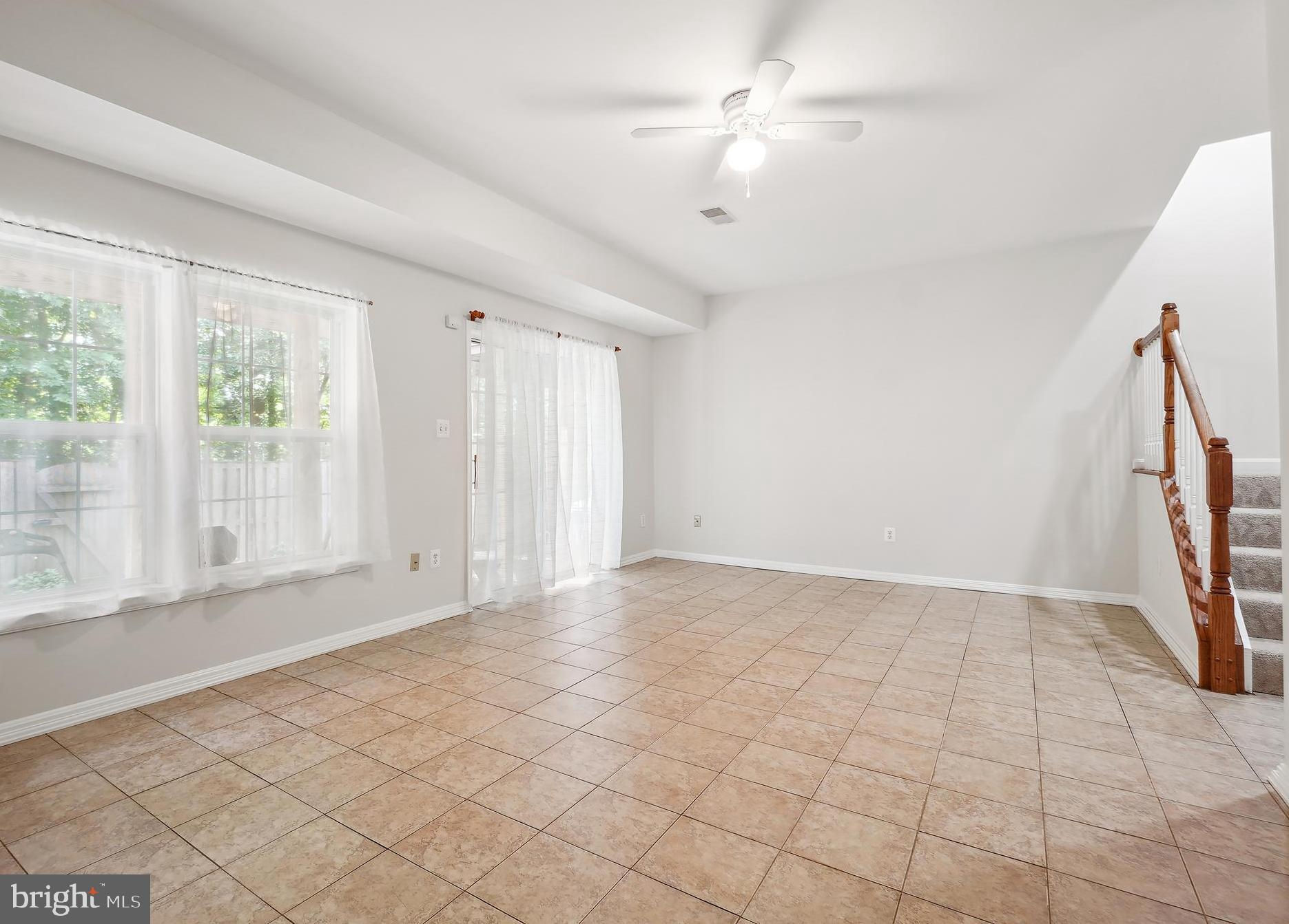 8576 WYNGATE MANOR COURT