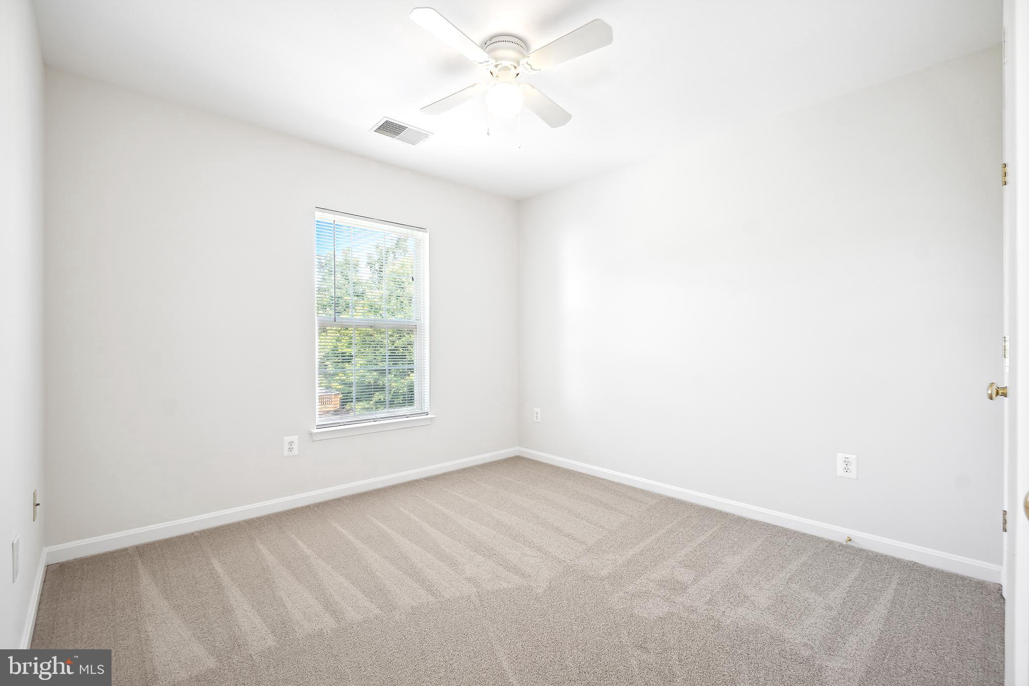 8576 WYNGATE MANOR COURT