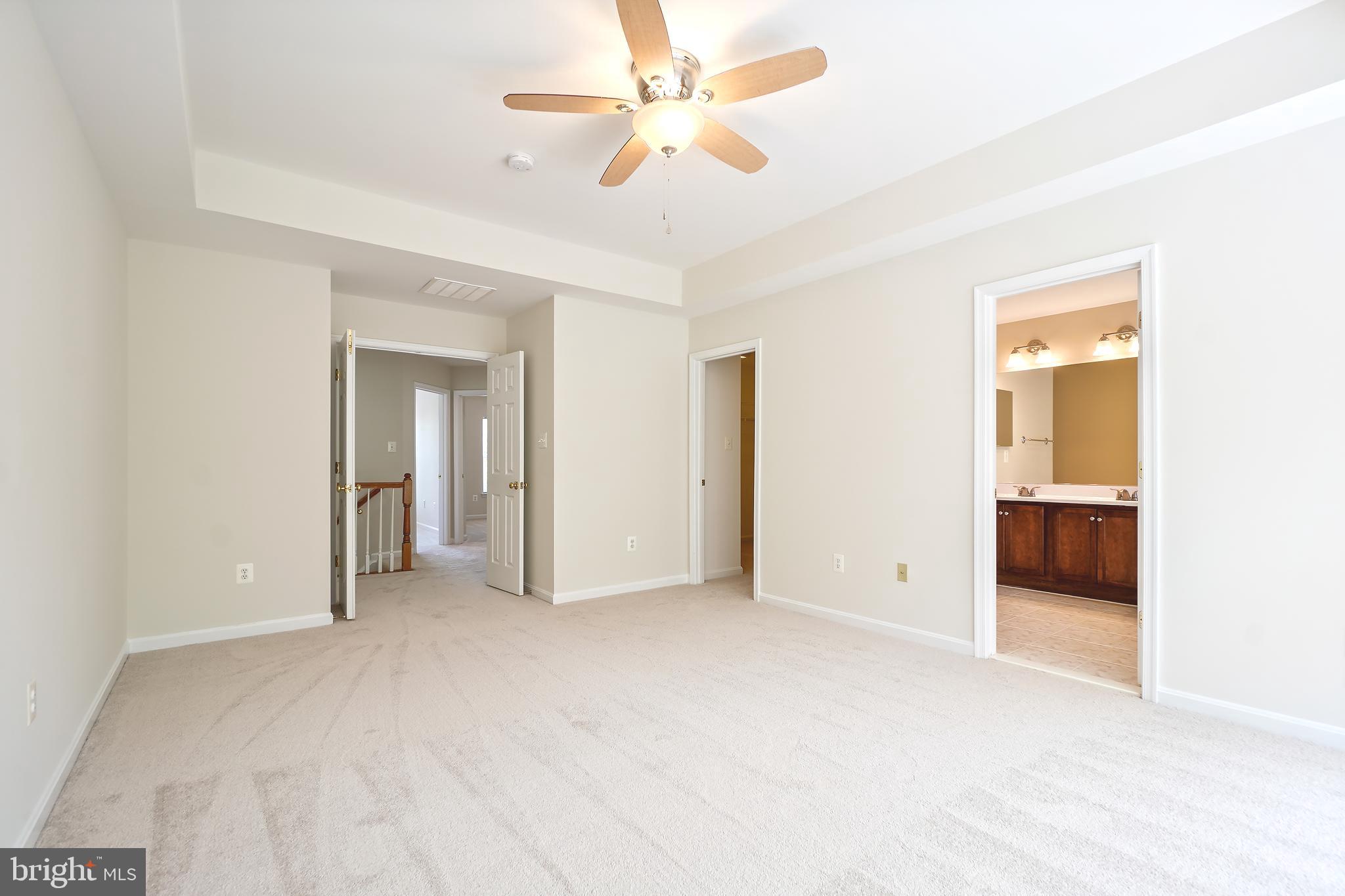 8576 WYNGATE MANOR COURT