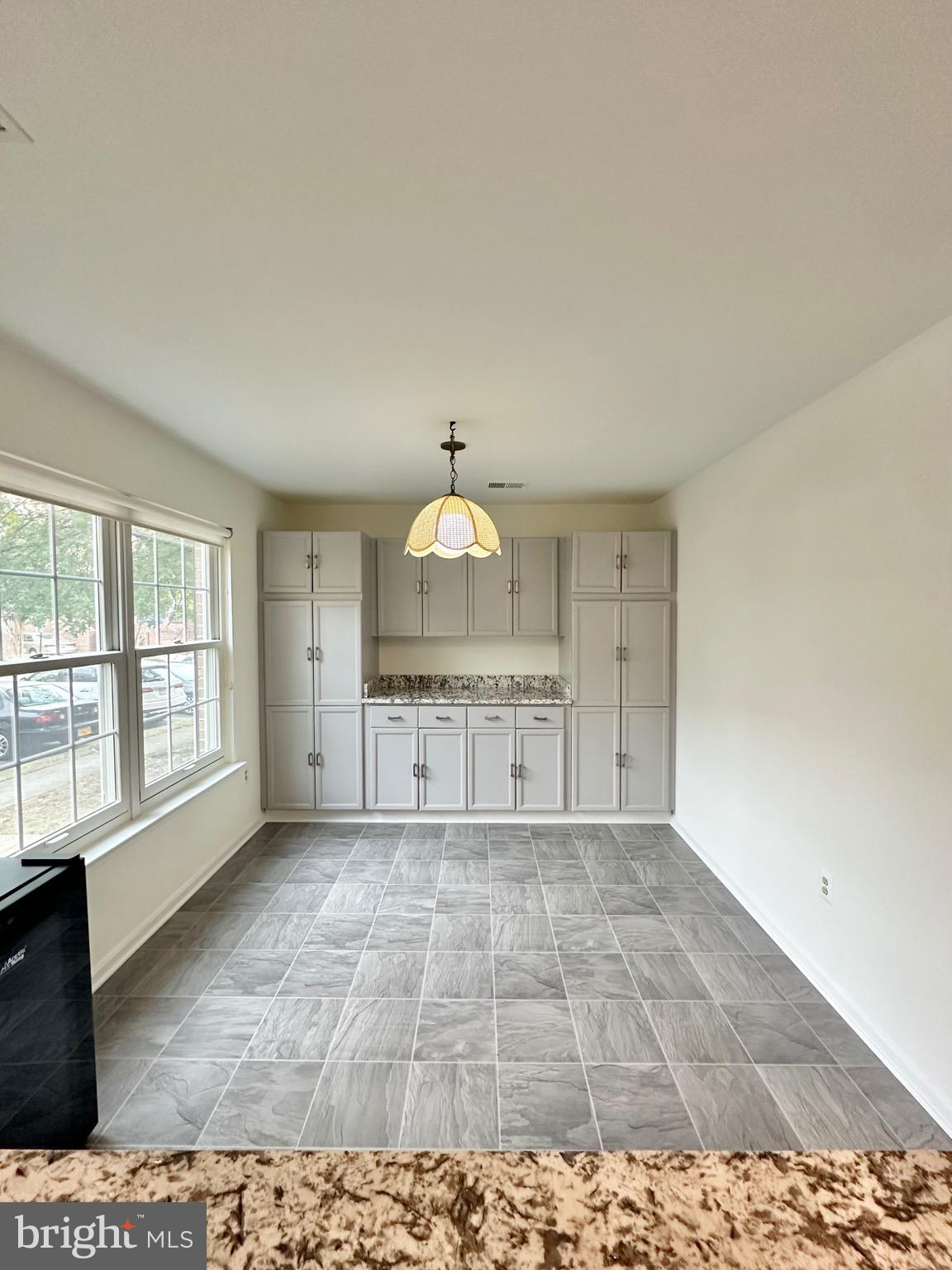 6165 CASTLETOWN WAY