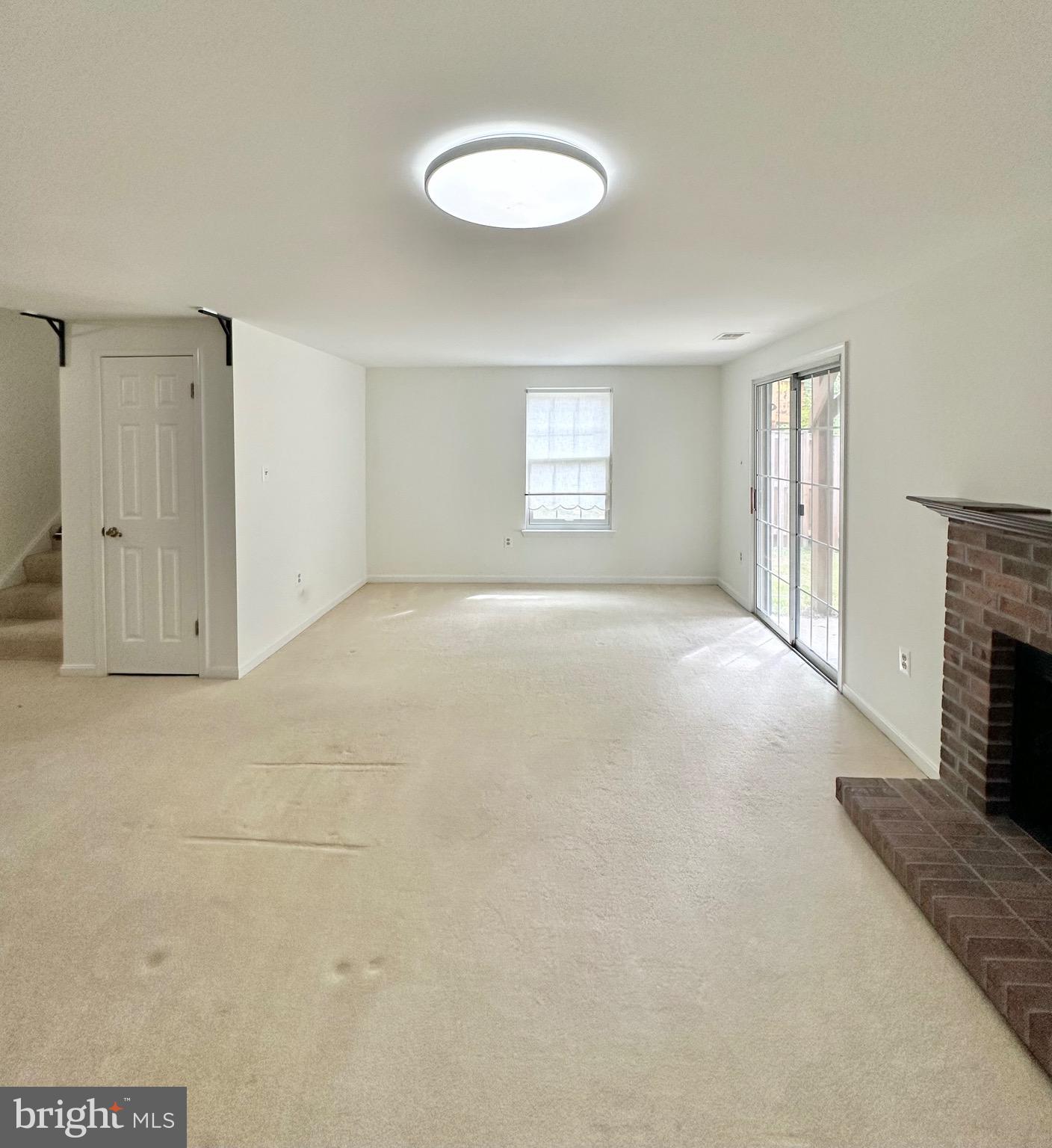 6165 CASTLETOWN WAY