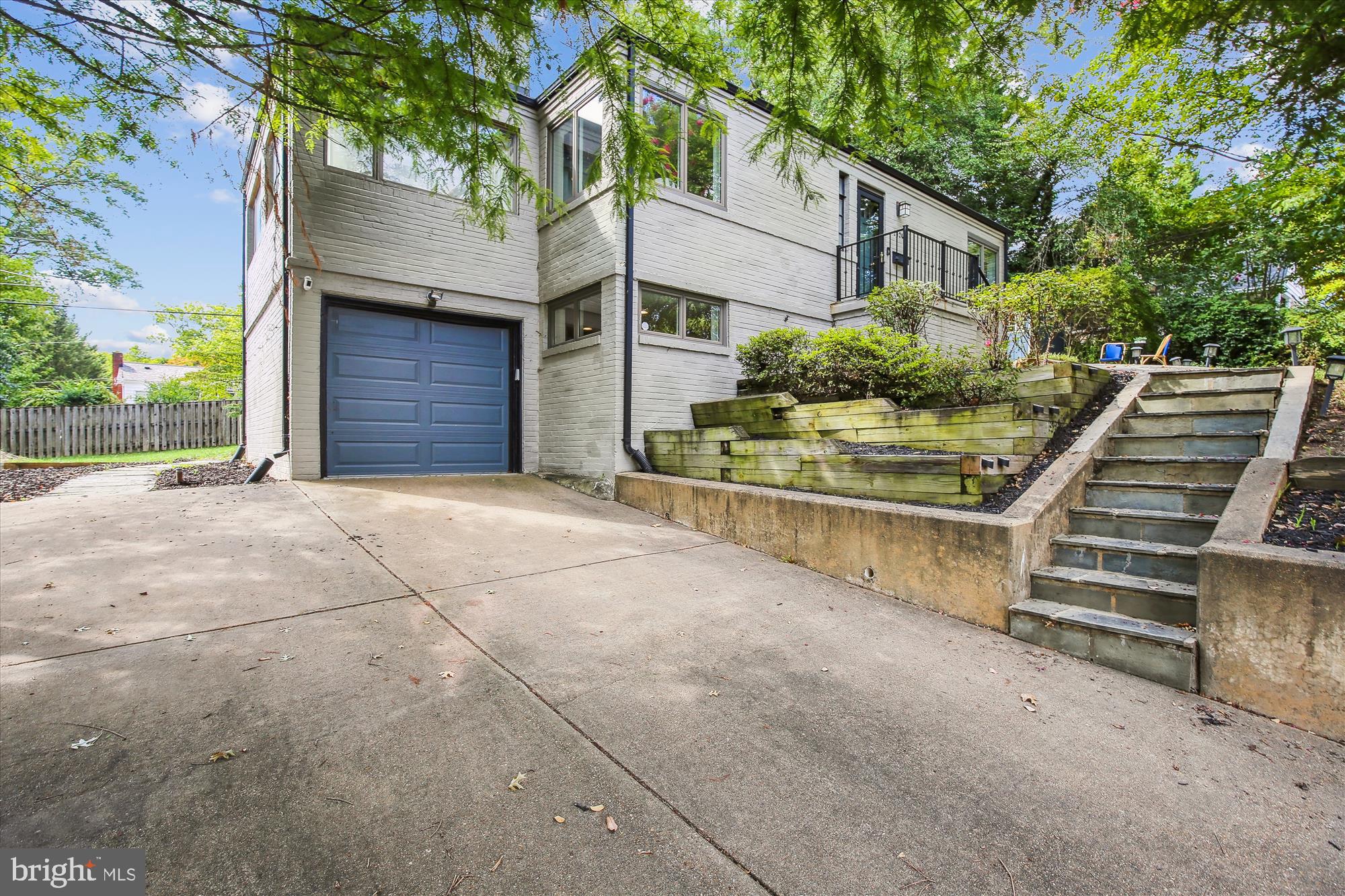 2824 SUMMERFIELD ROAD