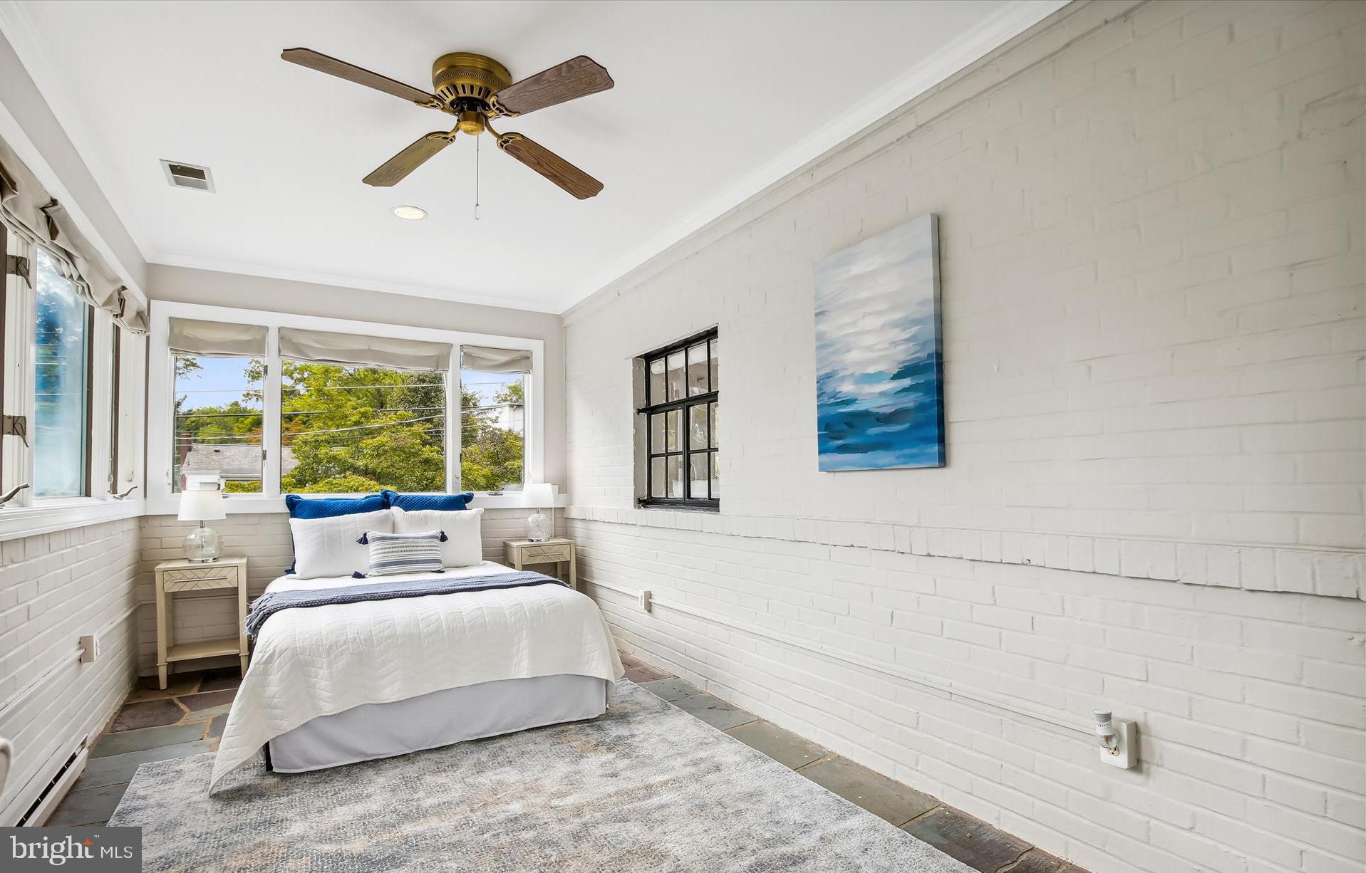 2824 SUMMERFIELD ROAD