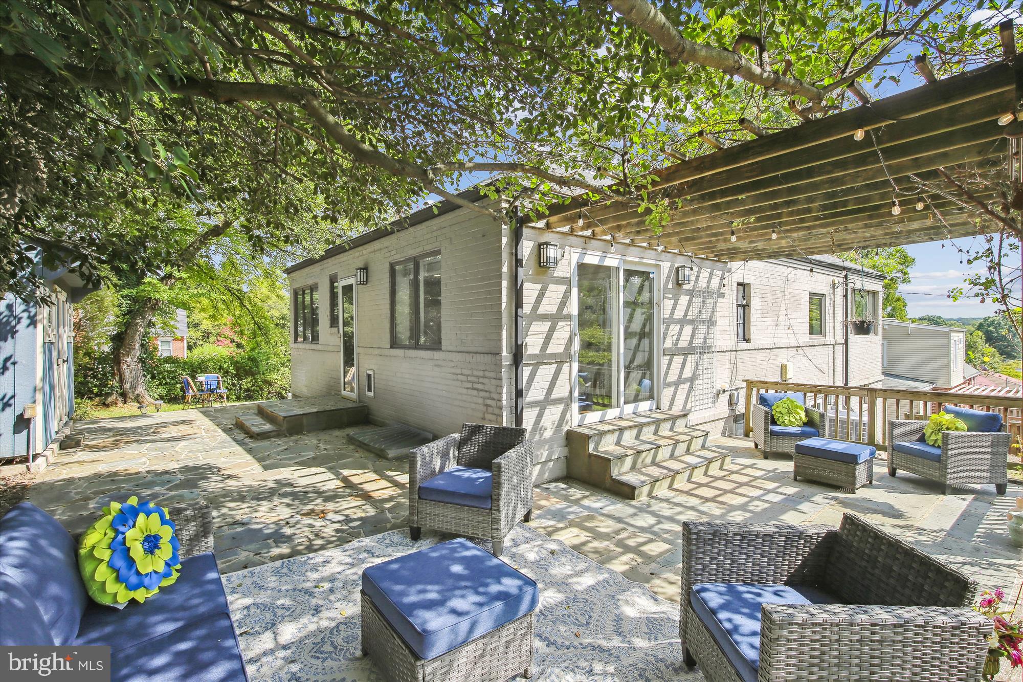 2824 SUMMERFIELD ROAD