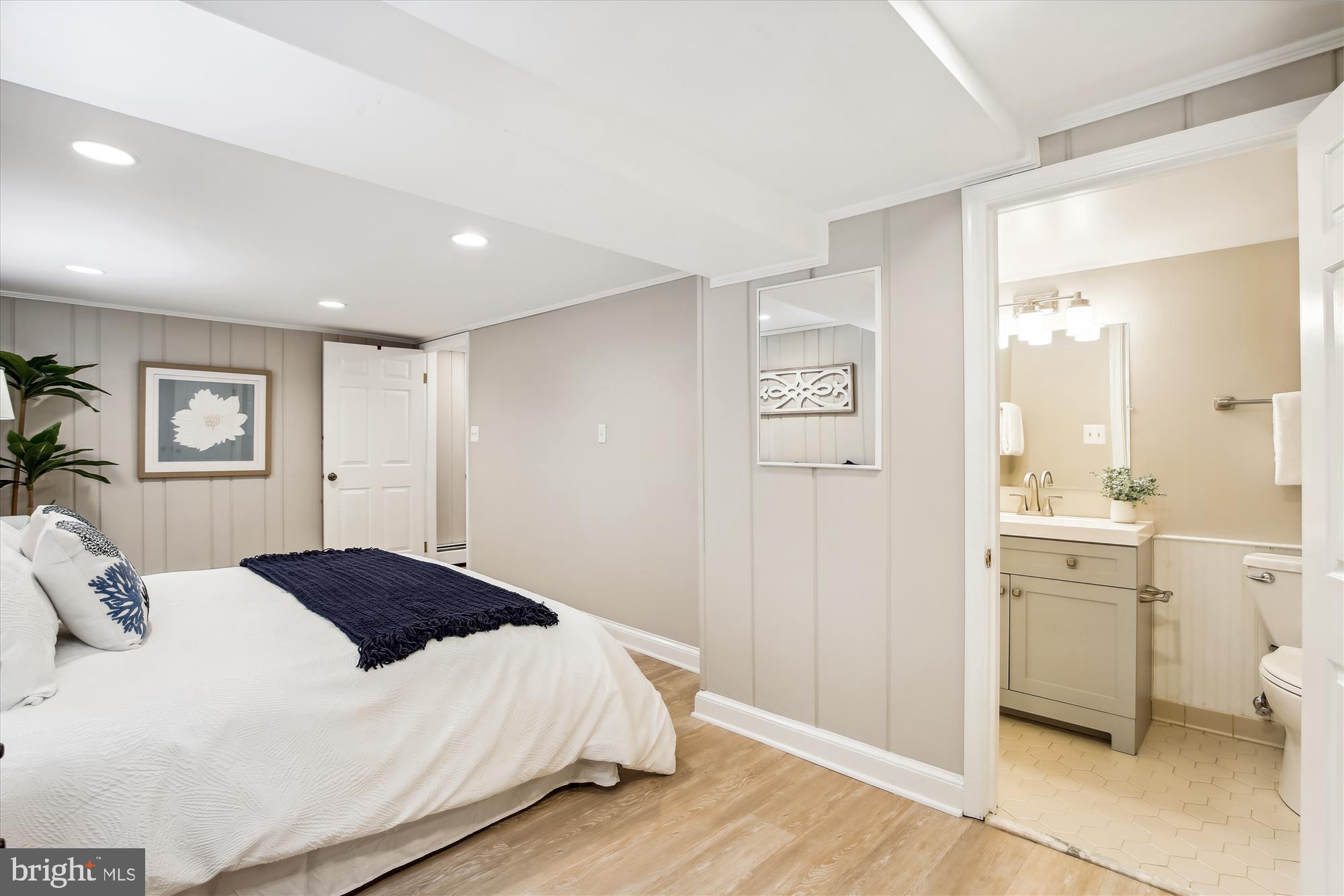 2824 SUMMERFIELD ROAD