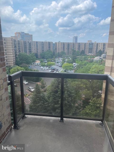 8340 GREENSBORO DRIVE 712
