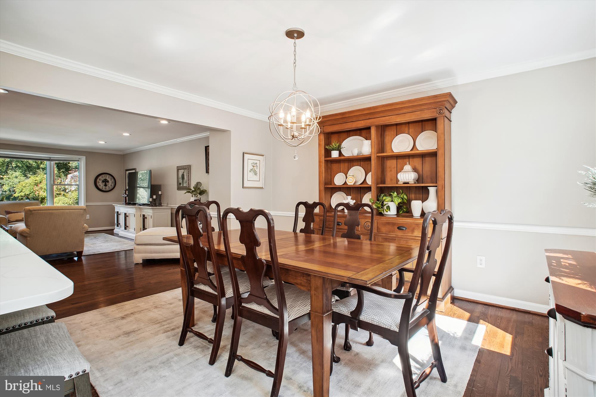 6301 GOLF COURSE SQUARE