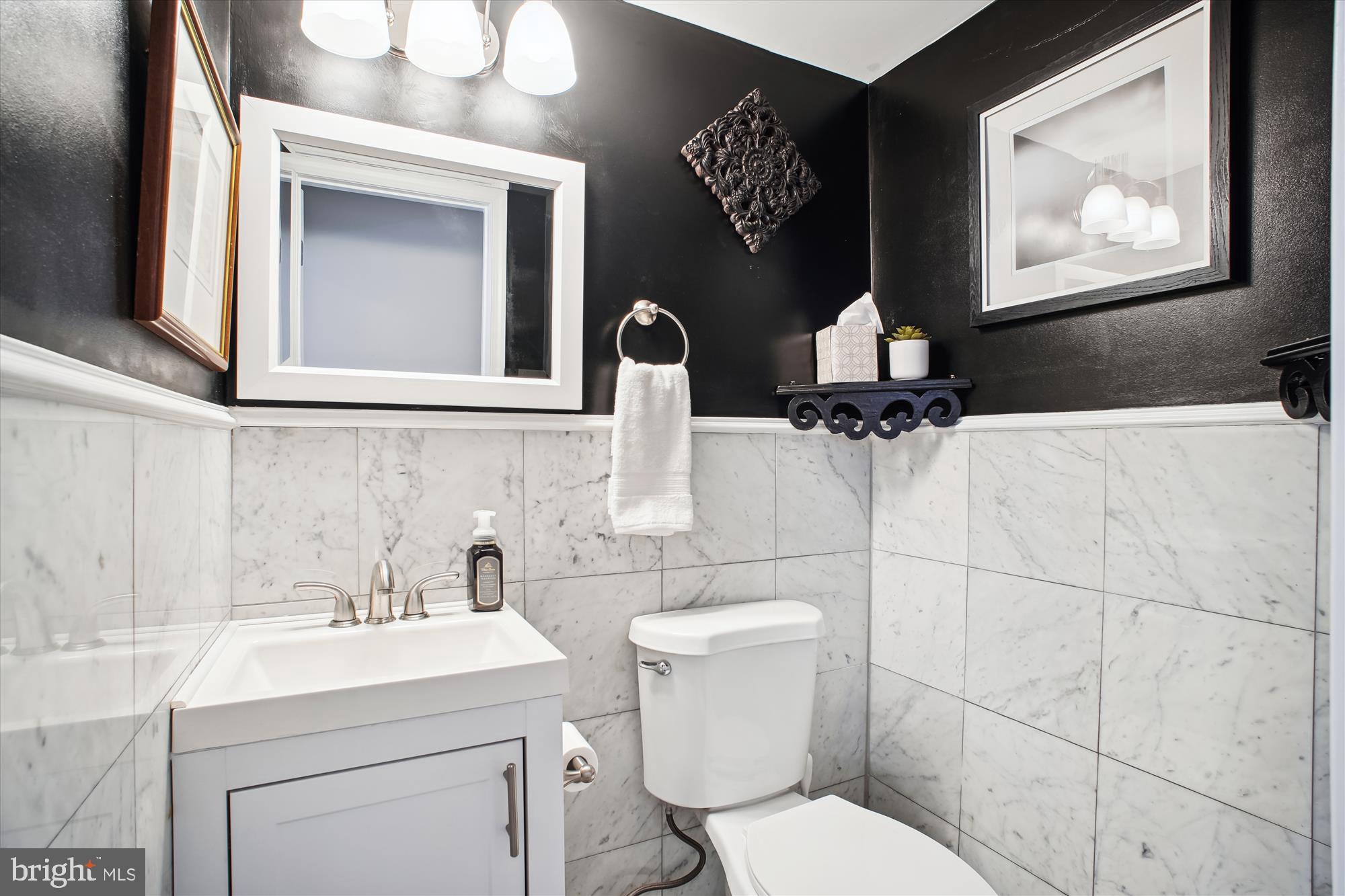 6301 GOLF COURSE SQUARE