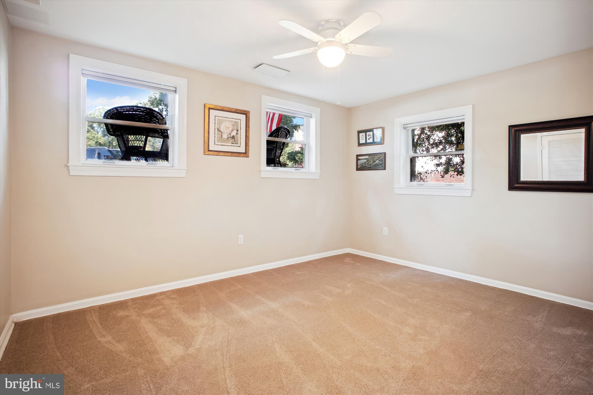 6301 GOLF COURSE SQUARE