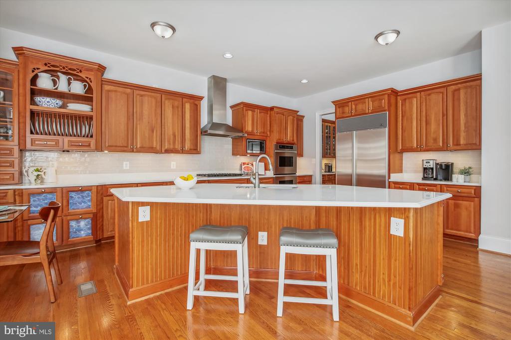 1496 TEAGUE DRIVE