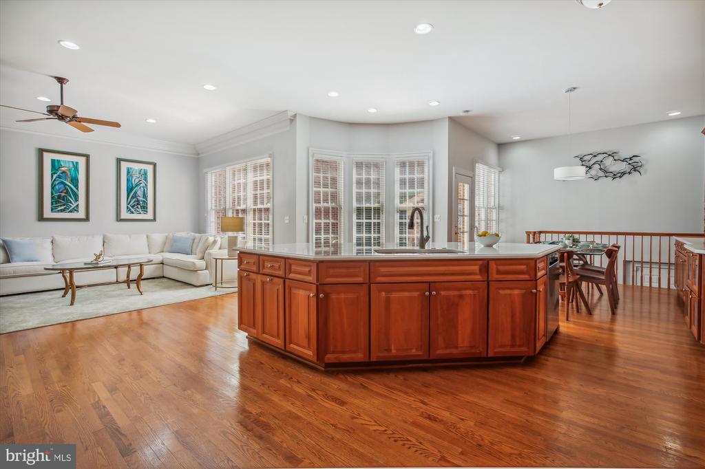 1496 TEAGUE DRIVE