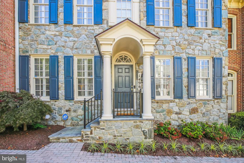 1496 TEAGUE DRIVE