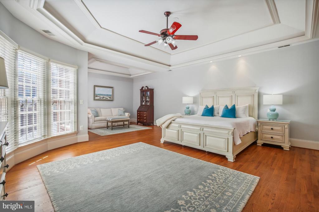 1496 TEAGUE DRIVE