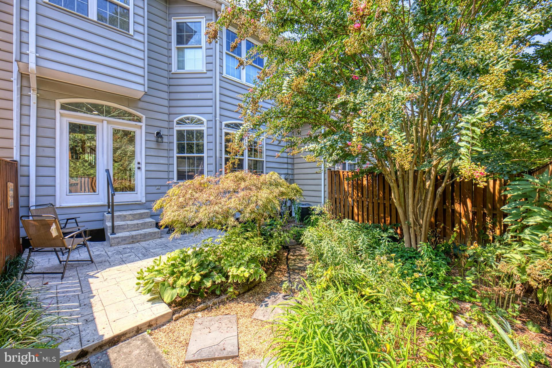 8603 BEECH HOLLOW LANE