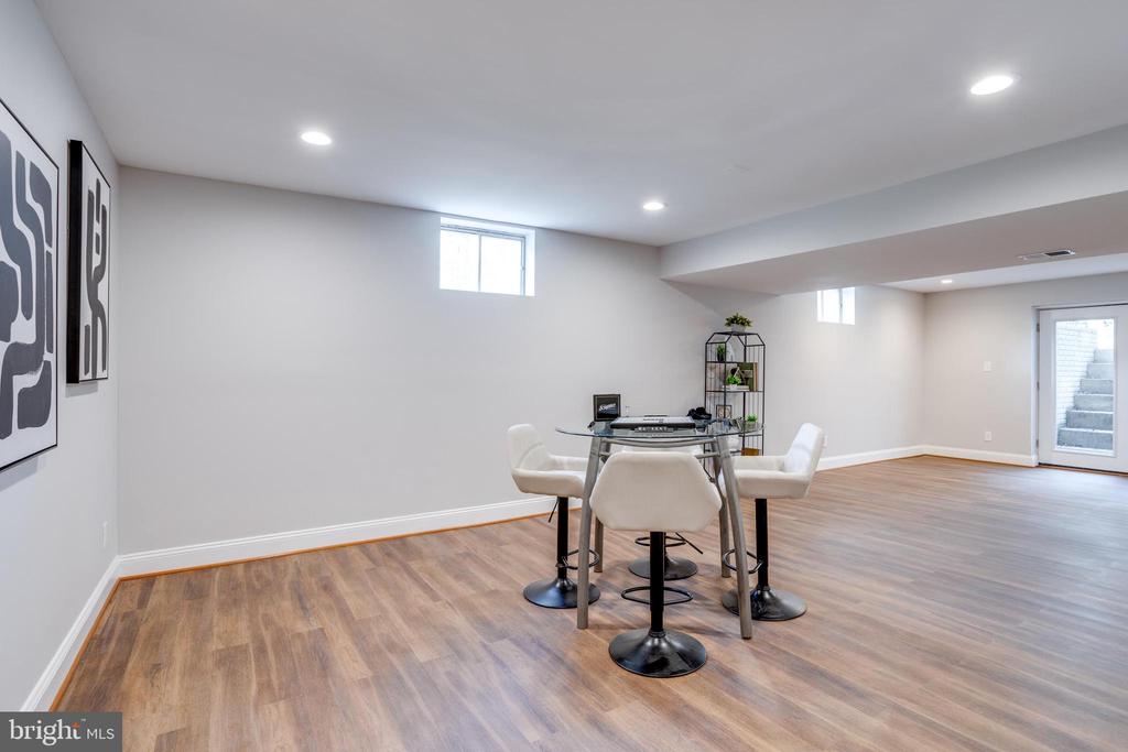 8750 CENTER ROAD 1
