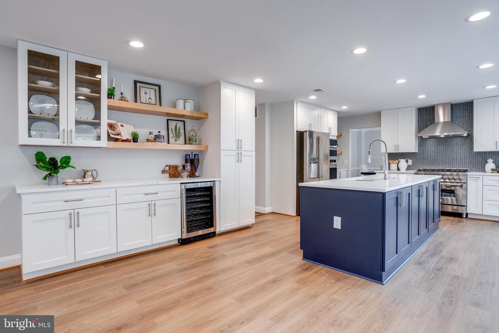 8750 CENTER ROAD 1